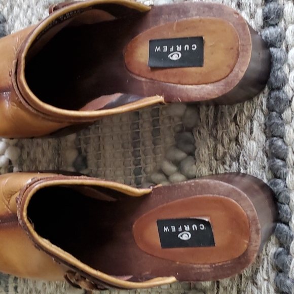 Y2K 90's Curfew Sedona Wooden Heel Studed Clogs Leather Women's Sz 10M Brazil - Picture 4 of 13